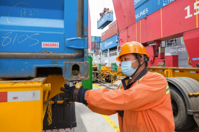 集裝箱從入閘到上船，要經過哪些步驟？——國際貨運資訊